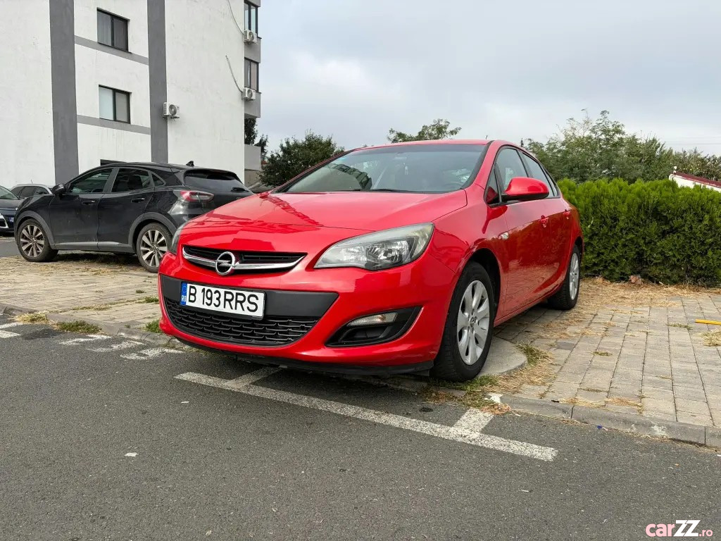 Opel Astra 2018 benzină, 8.000 € — imagine 10