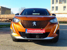 Peugeot 2008 full electric an 2023