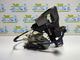 Broasca incuietoare usa dreapta fata 8t02837886 Audi A4 B8/8