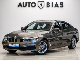 BMW Seria 5 520i Aut. Luxury Line