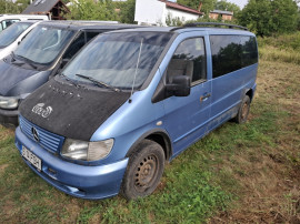 Mercedes vito 9 locuri an 2002