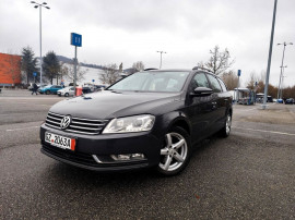 Volkswagen Passat Xenon adaptiv Cornering**Dublu Climatronic**Pilot Au