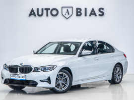 BMW Seria 3 320i Aut. Sport Line