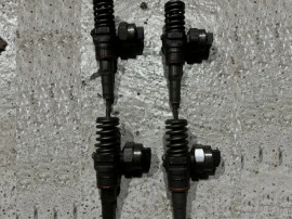 Injector 1.9 TDI , AWX 131cp cod: 038130073BA VW Audi Skoda Seat