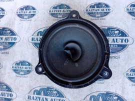 Boxa stanga fata Nissan Qashqai 2010
