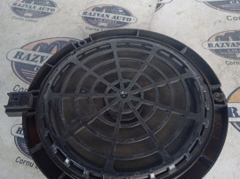 Boxa stanga fata Citroen Picasso