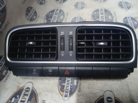 Grila ventilatie centrala Volkswagen Polo 2010