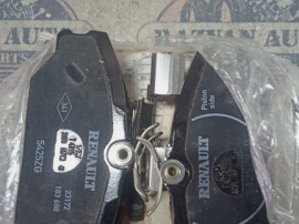 Placute fata Renault Clio