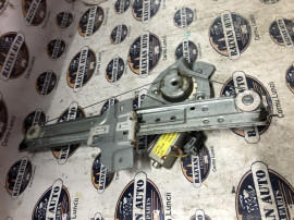 Macara geam dreapta spate Dacia Duster 2014