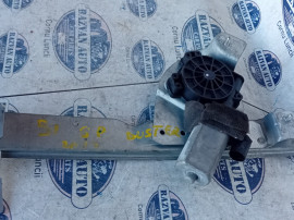 Macara geam stanga spate Dacia Duster 2013