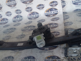 Macara geam stanga fata Ford Ecosport 2015