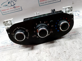 Panou comanda clima Dacia Duster 2013