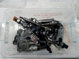 Kit injectie complet Skoda Yeti 2.0 2010