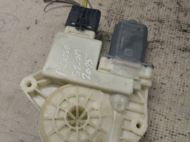 Motoras macara stanga fata Citroen Picasso 2015