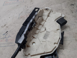 Broasca dreapta fata Volkswagen Passat CC 2012