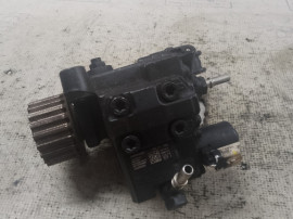 Pompa injectie Nissan Pulsar 2014