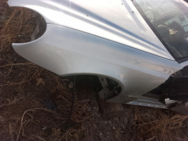 Aripa Stanga Fata Mercedes E Class w211 2.2 Motorina 2006