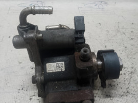 Pompa injectie Volkswagen Passat B7 1.6 2011