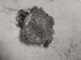 Pompa vacuum Volkswagen Passat B7 2011