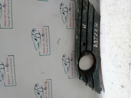Grila proiector stanga Opel Astra H 2011