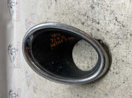 Grila proiector dreapta Nissan Qashqai 2016