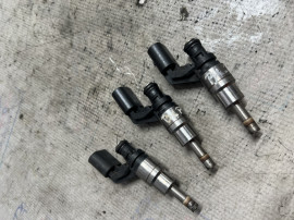 Injector Volkswagen Golf 5 2007