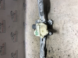 Macara geam stanga spate Nissan Qashqai 2016