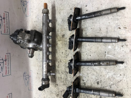 Kit injectie complet Audi A4 B8 2.0 Motorina 2010