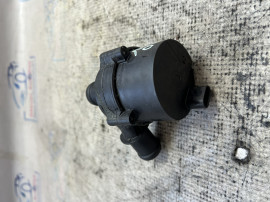 Pompa recirculare apa Volkswagen Tiguan 2.0 2016
