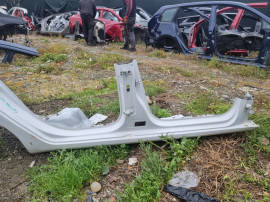 Prag dreapta tabla Skoda Octavia 3 Break 2015