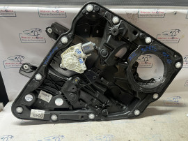 Macara geam stanga spate Volkswagen Touareg 2012