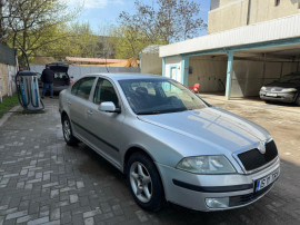 Skoda Octavia, an 2007, 1.9 motorina = Posibilitate rate