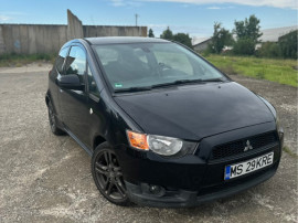 Mitsubishi Colt 1.1 benzină – 2009