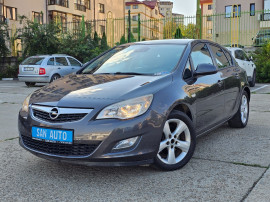 Opel Astra J 2011 1.7 CDTI 110 CP euro 5 / GARANTIE / RATE / LIVRARE