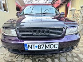 Audi A4 1.6 benzină ADP 1995 cutie manuală.
