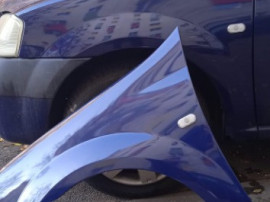 Aripa Stanga Logan 1 albastru marin jandarm