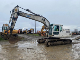 Dezmembrez excavator pe șenile Volvo EC 210 BNLC 2007 - piese de schimb