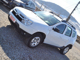 Dacia Duster 1.6i -benzin 4X2