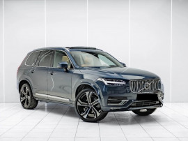 Volvo XC 90 2.0 B5 D AWD Ultimate Bright | 7 locuri | 2023 | Stare excelentă