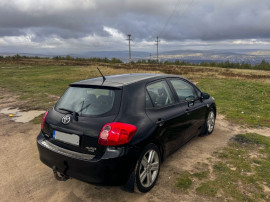 Toyota Auris 2.2