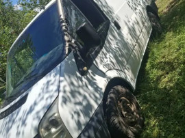 Ford tranzit motor 2.2 anul 2010