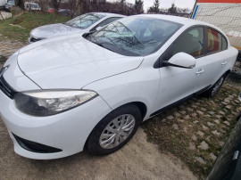 Renault Fluence 2016. benzina 1.6 i