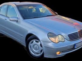 Mercedes c200 cdi înmatriculat ro an 2003