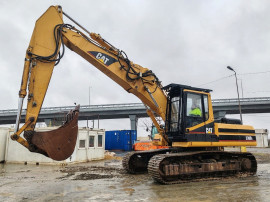 Excavator Caterpillar 330BL