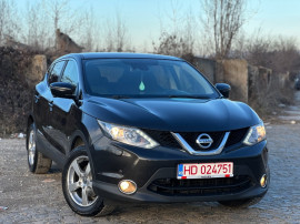 Nissan Qashqai*Tekna*2016*euro 6*camere 360*navigatie*1.5 D*factura !