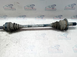 Set Centuri fata cu capsa Mitsubishi Lancer