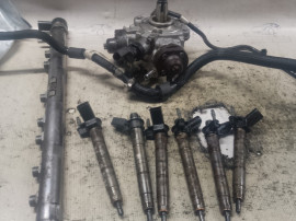 Set Centuri fata cu capsa Mercedes E-Class 2012