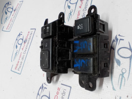 Bara spate Audi Q3 2013