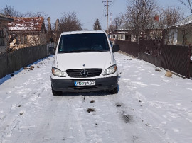 Dubă. Mercedes- Benz. Vito.