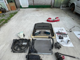 Piese Bmw 318i E46 trapa, radiator, oglinzi, vas expansiune